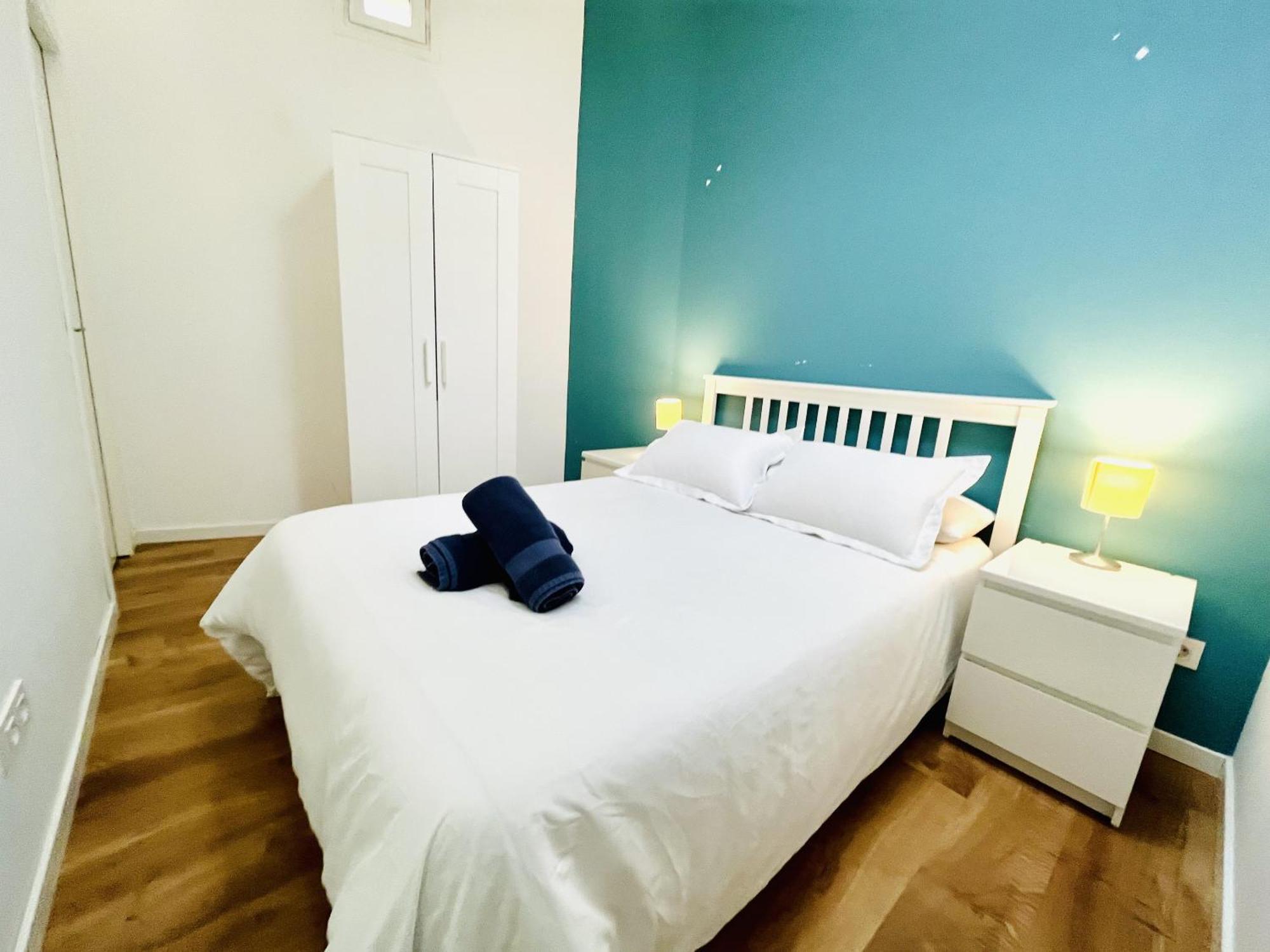 Dplace To Be - Amazing Apartments In Historic Center Madrid Rum bild