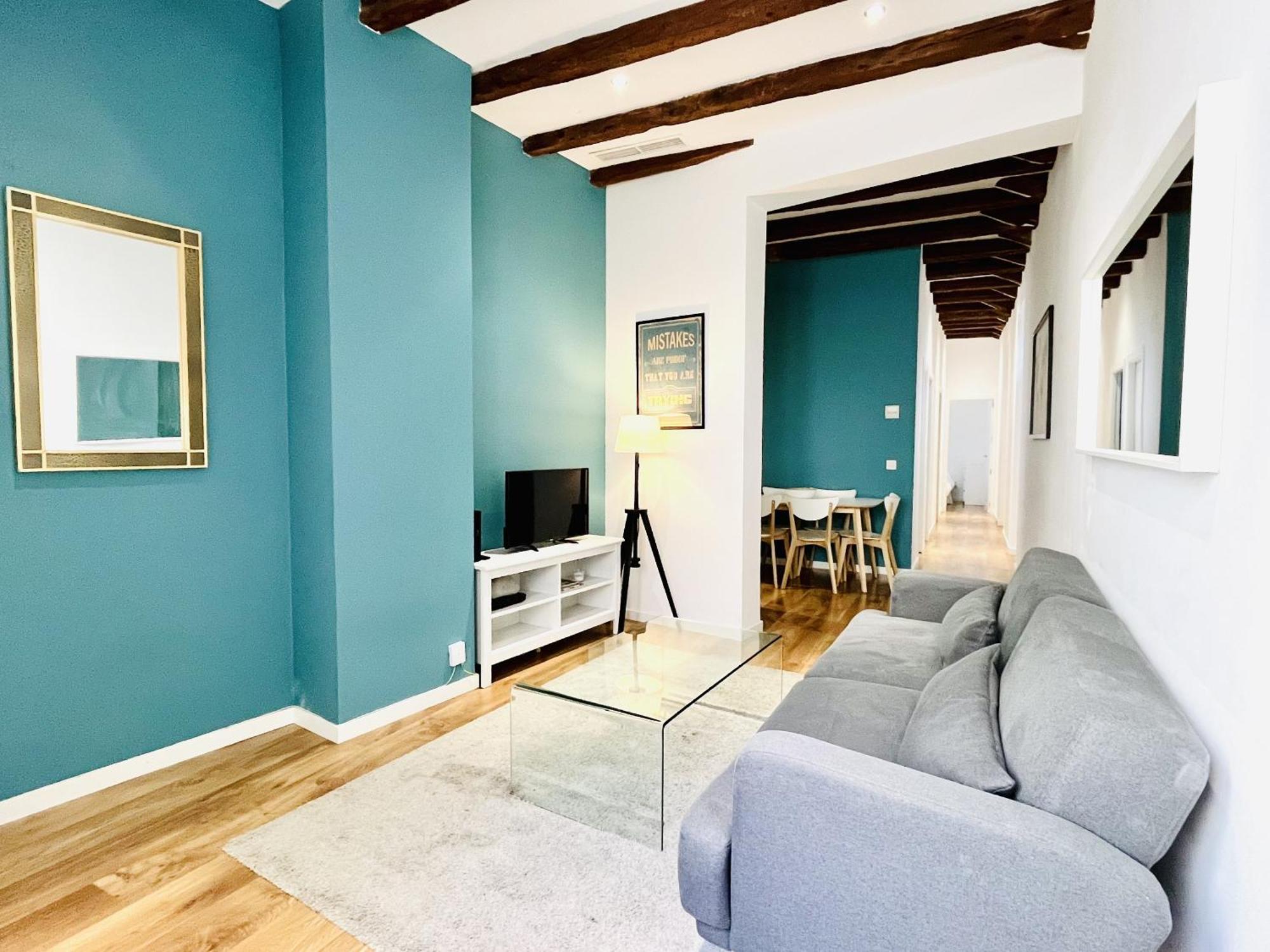 Dplace To Be - Amazing Apartments In Historic Center Madrid Exteriör bild